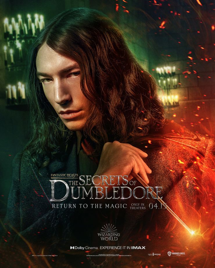 Ezra Miller jako Aureliusz Dumbledore